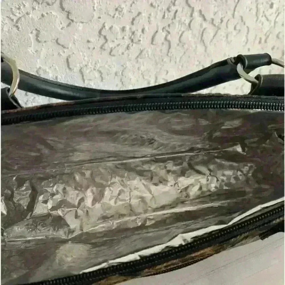 Primeware Insulated 750 ML Liquor Or Wine Chill‎ Cooler Bag with Corkscrew NWOT - Picture 2 of 10